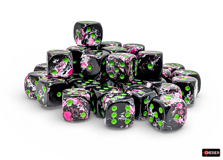 Brush Paintball/green 12mm d6 Dice Block (36 dice) (Chessex) (24814)