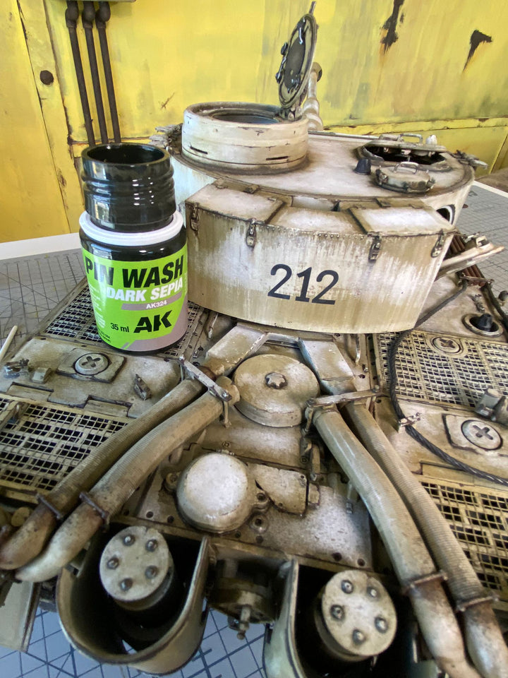 Enamel: Pin Wash - Dark Umber (AK Interactive) (AK325)