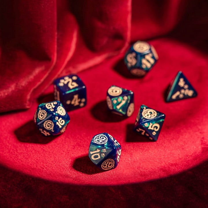 CATS Dice Set: Mittens (Q-Workshop) (SCAT10)