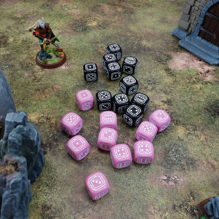 Fortress Compact D6: Black&Pink (Q-Workshop) (STCB05)