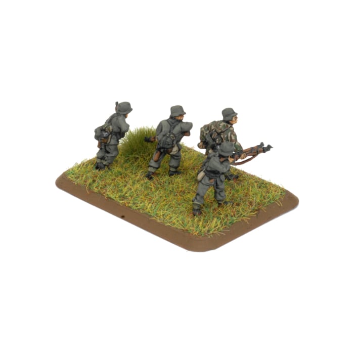 Flames of War: Fortress Europe The Complete World War II Starter Set (FWBX16)