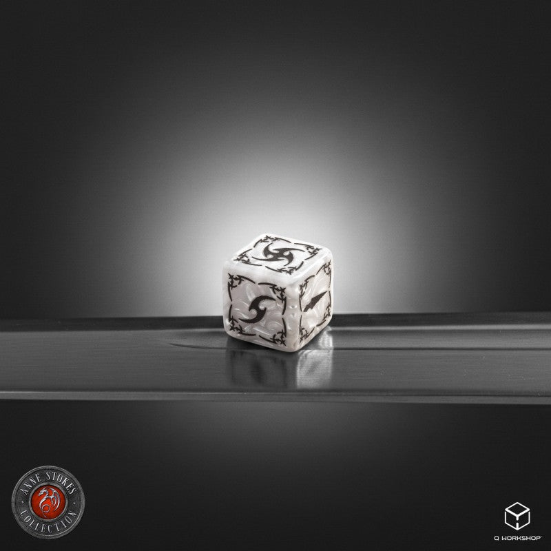 Tribal Dice Set: Pearl & Brown (Q-Workshop) (STRB01)