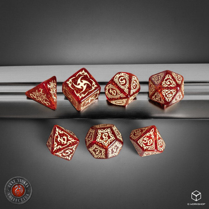 Tribal Dice Set: Shimmering red & Beige (Q-Workshop) (STRB03)