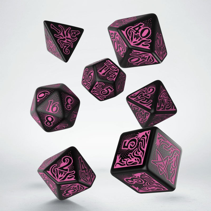 Call of Cthulhu 7th Edition - Black & magenta Dice Set (Q-Workshop) (SCTR3P)