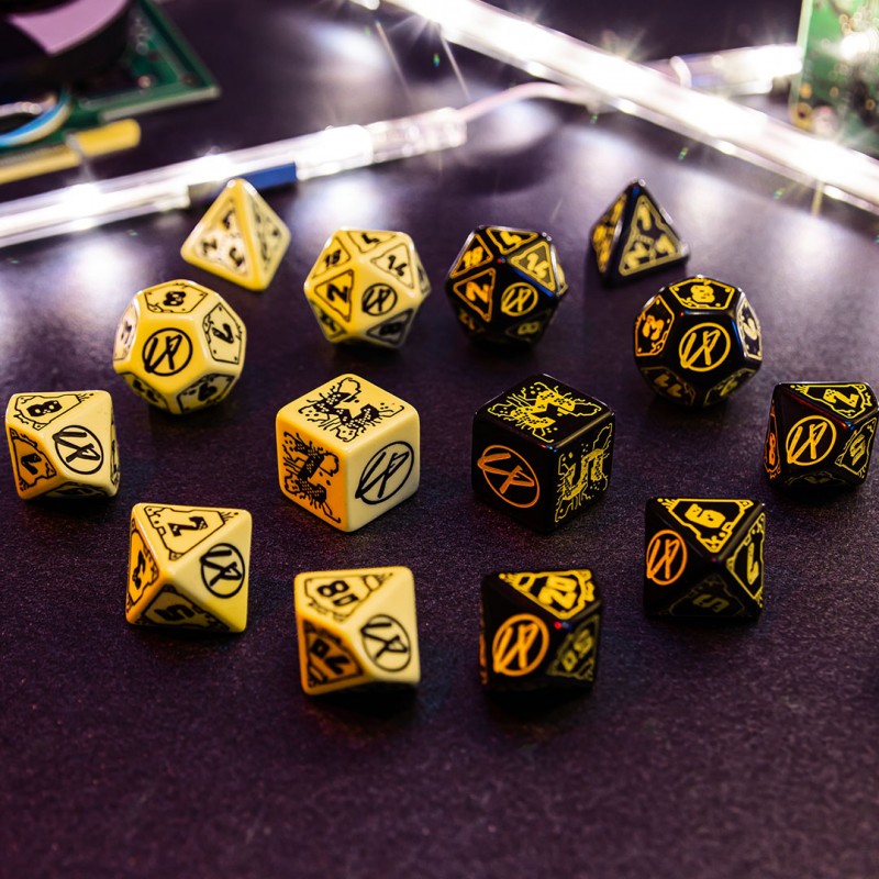 Cyberpunk Red Dice Set: Danger Zone (Q-Workshop) (SCPU03)