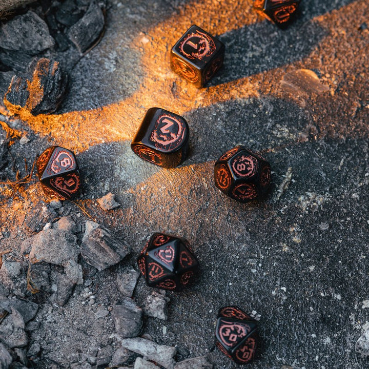 Dragons Modern Dice Set: Obsidian (Q-Workshop) (RDRA07)