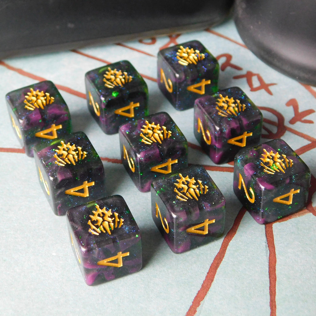 Elder Dice: Crest of Dagon: Mythic Glass and Wax d6 Set