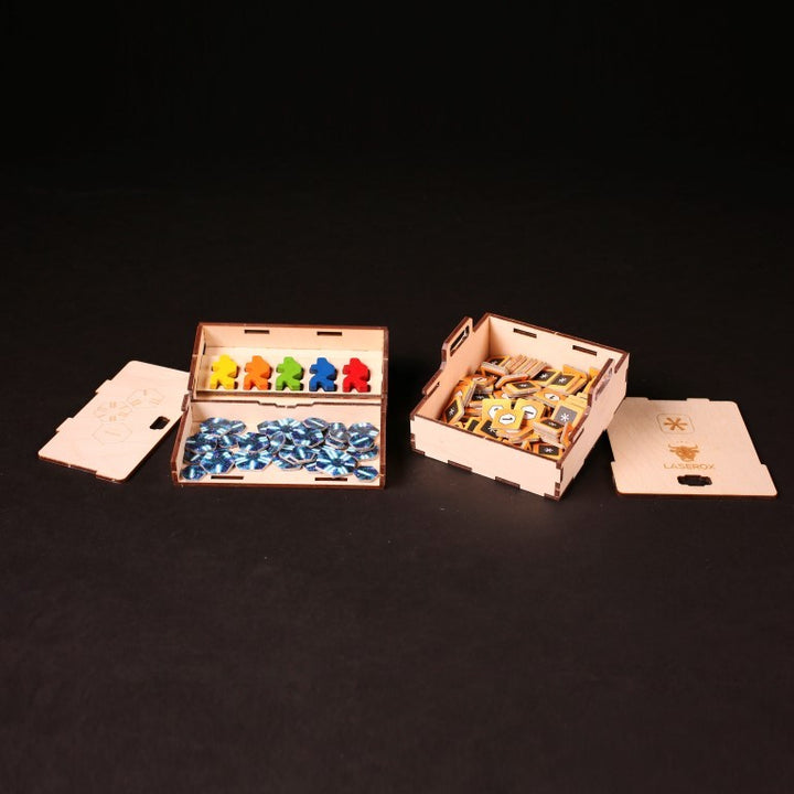 Stardust Storage - Roll for the Galaxy™ (LaserOx) (LRFTG)