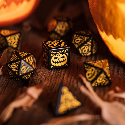 Halloween Pumpkin - Jack O’Lantern Dice Set (Q-Workshop) (SHAP02)