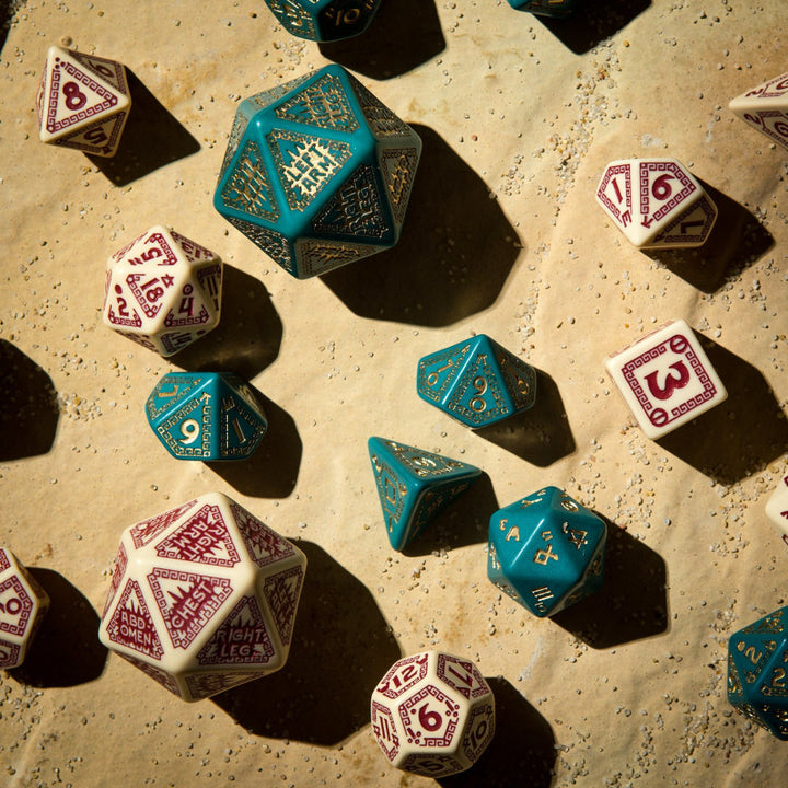 RuneQuest Turquoise & gold Dice Set (7) (Q-Workshop) (SRQU97)