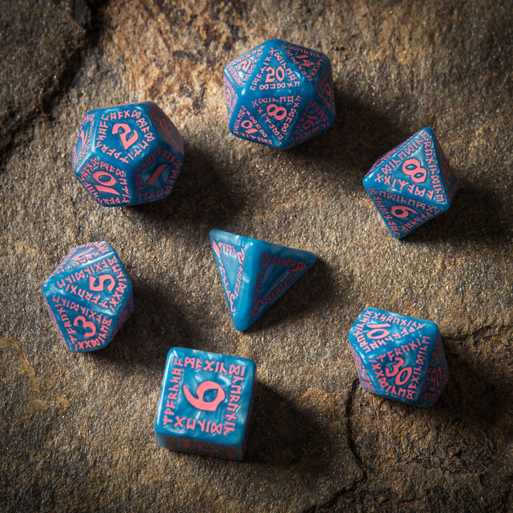 Runic Glacier & pink Dice Set (7) (Q-Workshop) (SRUN04)