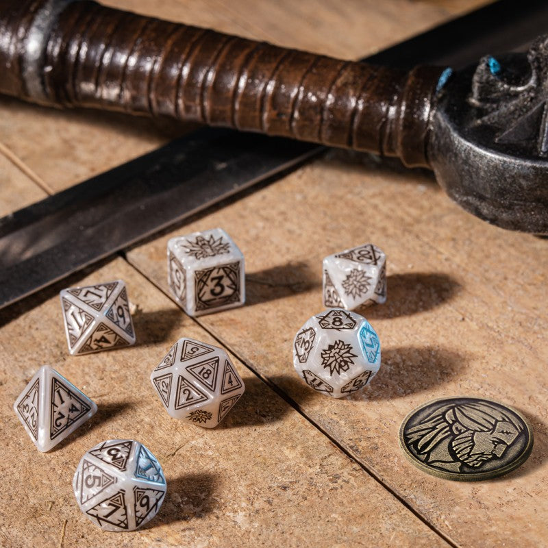 The Witcher Dice Set. Geralt - The White Wolf (Q-Workshop) (SWGE01)