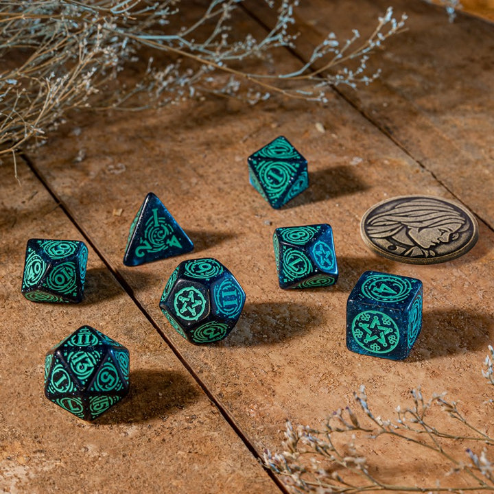 The Witcher Dice Set: Yennefer - Sorceress Supreme (Q-Workshop) (SWYE01)